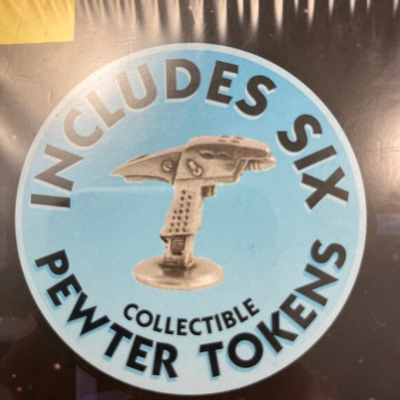 Star Trek 2009 Continuum Edition Monopoly Game - Picture 2 of 9